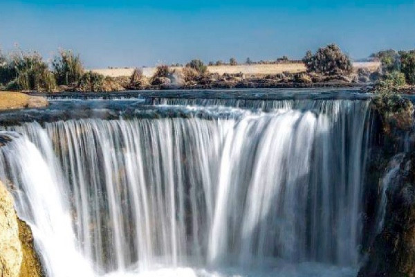 Fayoum Day Trip – Wadi El Rayan, Wadi El Hitan & Desert Safari Adventure